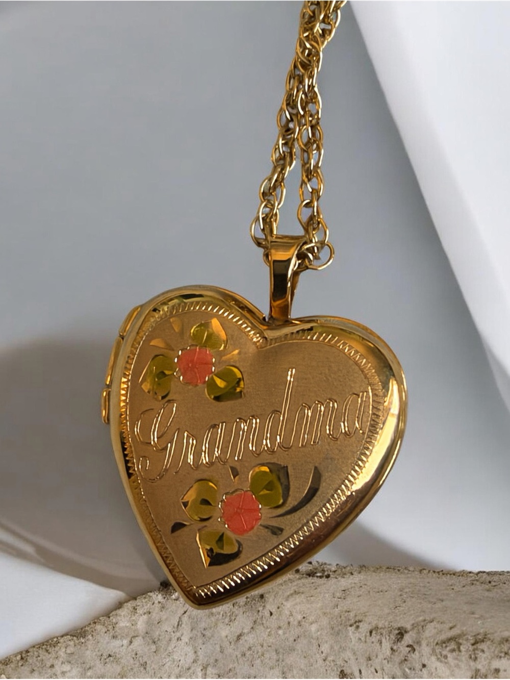 14k gold filled Grandma Heart Locket Necklace in Gold with Floral Inlay
